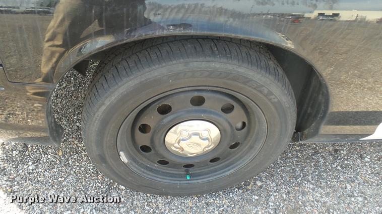 image for item DB3389 2010 Ford Crown Victoria Police Interceptor