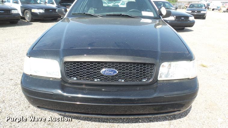 image for item DB3389 2010 Ford Crown Victoria Police Interceptor