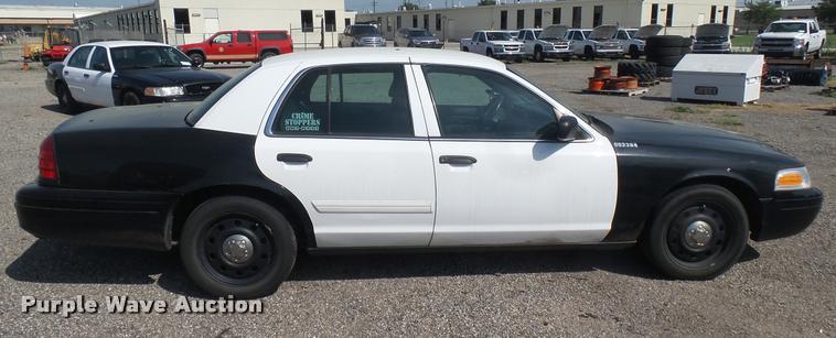 image for item DB3390 2011 Ford Crown Victoria Police Interceptor
