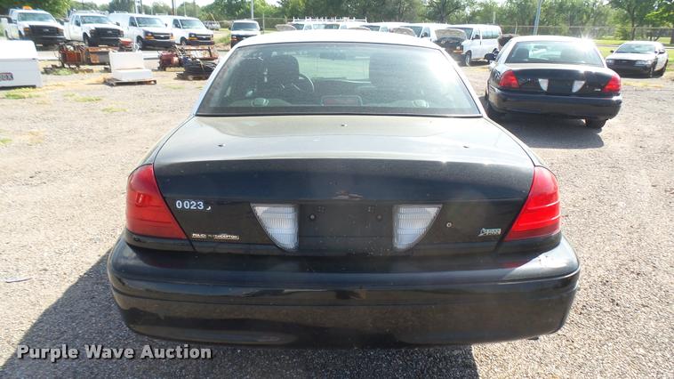 image for item DB3390 2011 Ford Crown Victoria Police Interceptor
