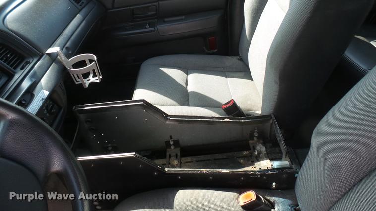 image for item DB3390 2011 Ford Crown Victoria Police Interceptor