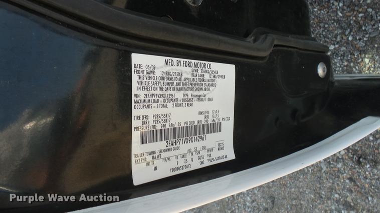 image for item DB3391 2009 Ford Crown Victoria Police Interceptor