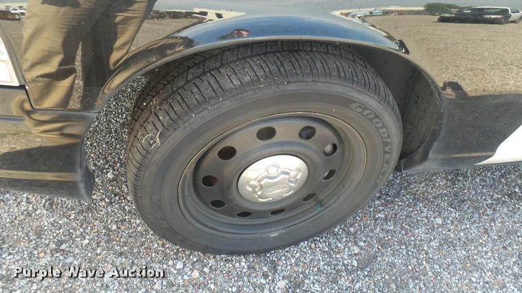 image for item DB3391 2009 Ford Crown Victoria Police Interceptor