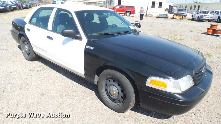 image for item DB3392 2009 Ford Crown Victoria Police Interceptor