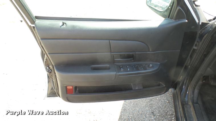 image for item DB3392 2009 Ford Crown Victoria Police Interceptor