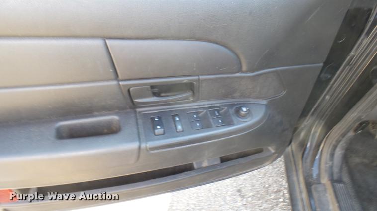 image for item DB3392 2009 Ford Crown Victoria Police Interceptor