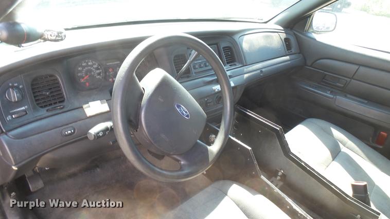 image for item DB3392 2009 Ford Crown Victoria Police Interceptor