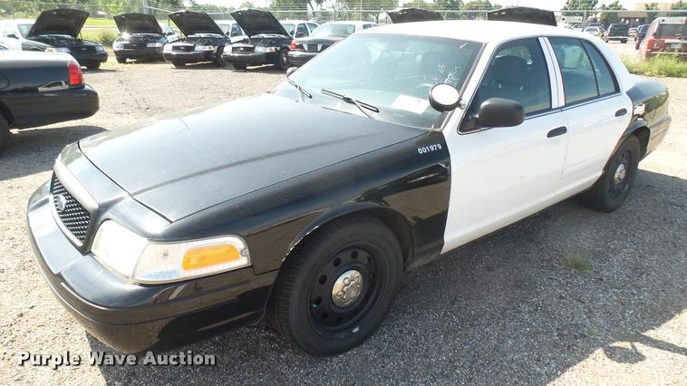image for item DB3393 2009 Ford Crown Victoria Police Interceptor