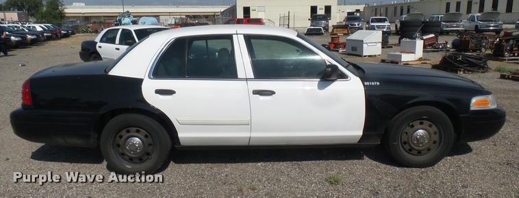image for item DB3393 2009 Ford Crown Victoria Police Interceptor