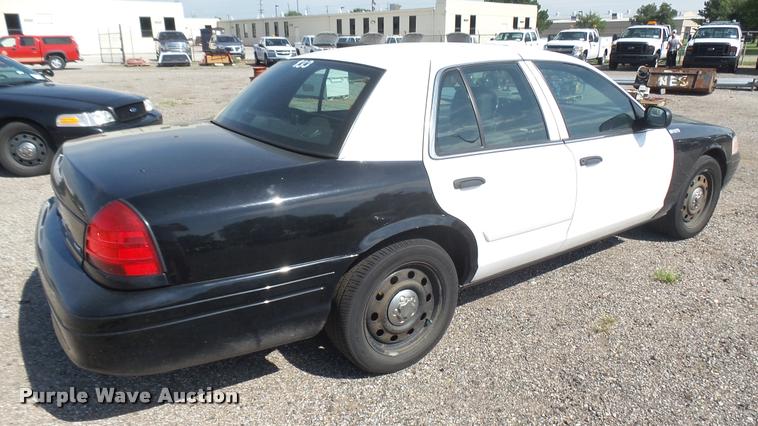 image for item DB3393 2009 Ford Crown Victoria Police Interceptor