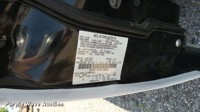 image for item DB3393 2009 Ford Crown Victoria Police Interceptor