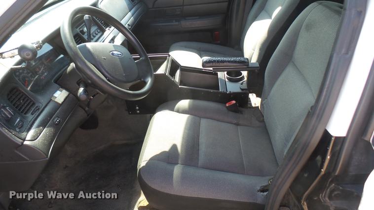 image for item DB3393 2009 Ford Crown Victoria Police Interceptor
