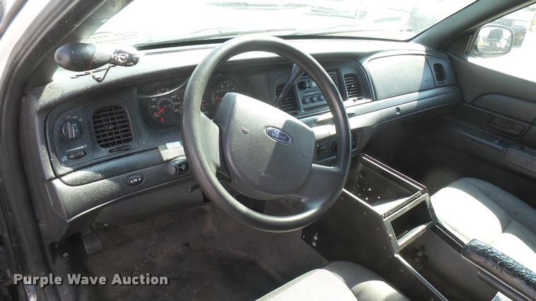 image for item DB3393 2009 Ford Crown Victoria Police Interceptor
