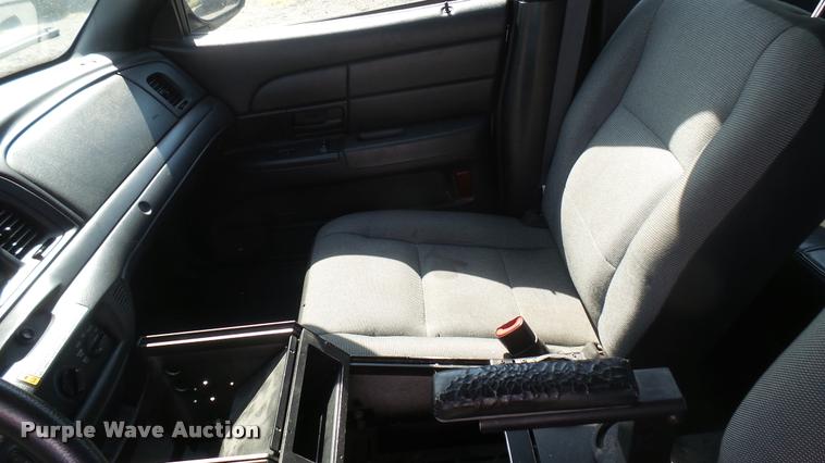 image for item DB3393 2009 Ford Crown Victoria Police Interceptor