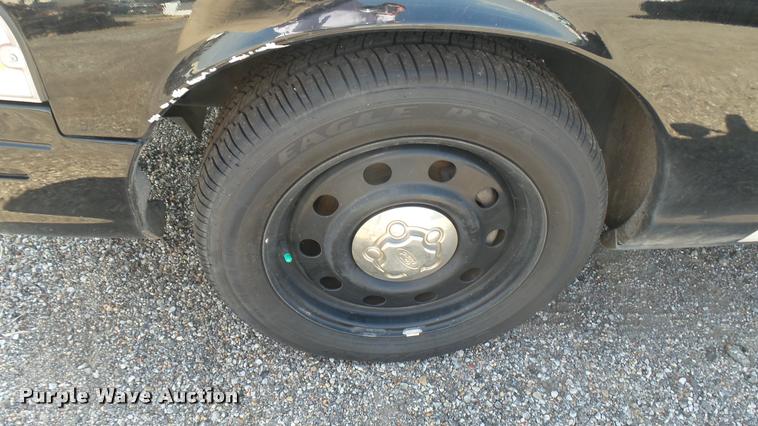 image for item DB3393 2009 Ford Crown Victoria Police Interceptor