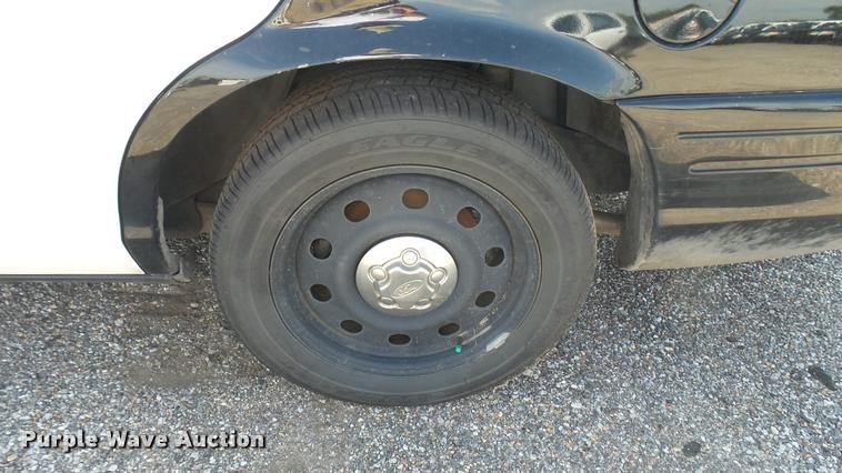 image for item DB3393 2009 Ford Crown Victoria Police Interceptor