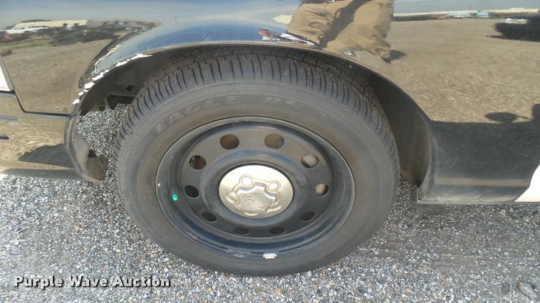 image for item DB3393 2009 Ford Crown Victoria Police Interceptor