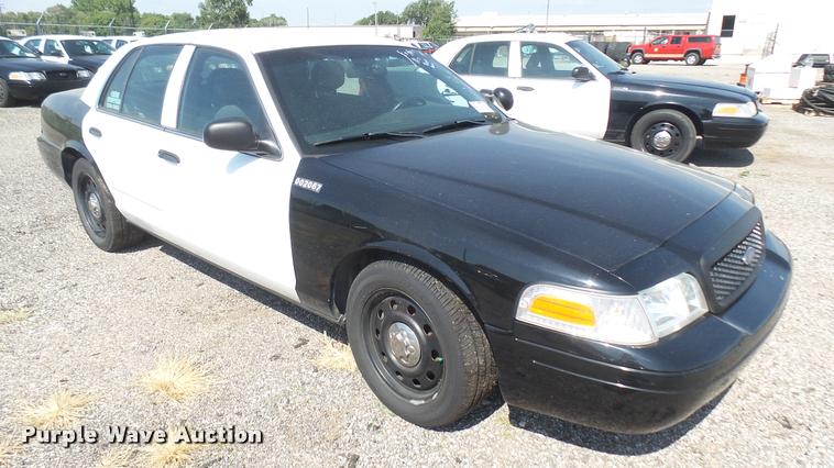 image for item DB3394 2009 Ford Crown Victoria Police Interceptor