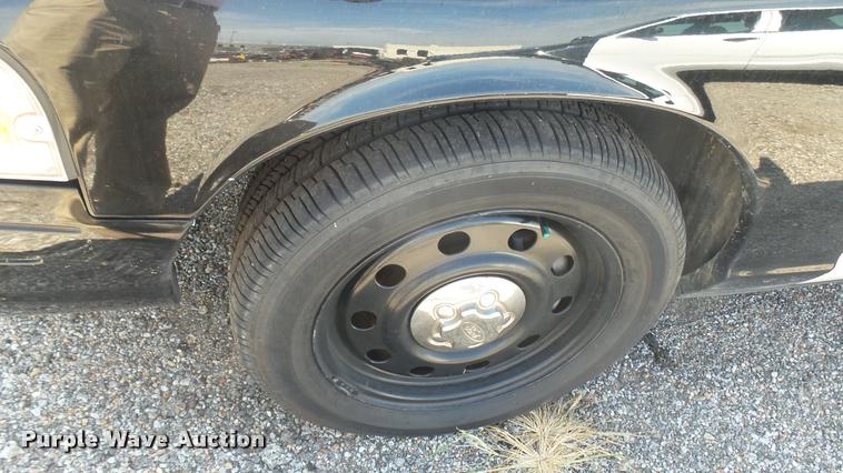 image for item DB3394 2009 Ford Crown Victoria Police Interceptor