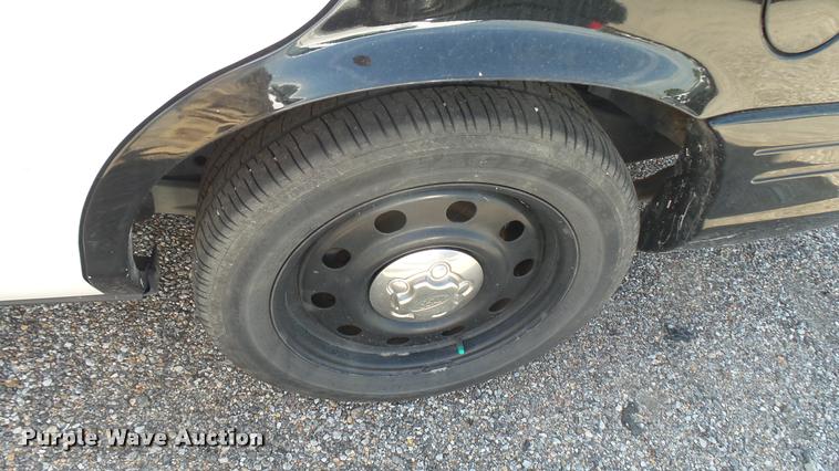 image for item DB3394 2009 Ford Crown Victoria Police Interceptor