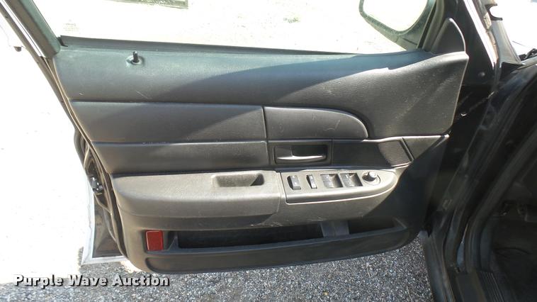 image for item DB3395 2009 Ford Crown Victoria Police Interceptor