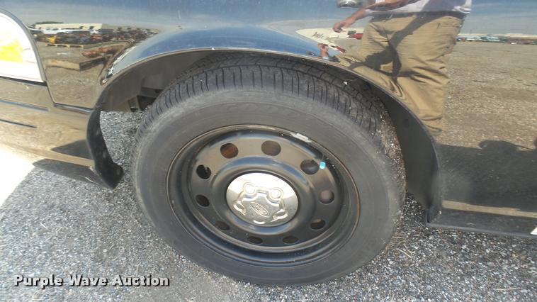 image for item DB3395 2009 Ford Crown Victoria Police Interceptor