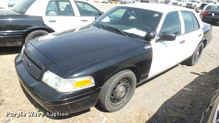 image for item DB3396 2011 Ford Crown Victoria Police Interceptor