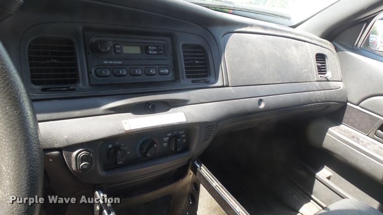 image for item DB3396 2011 Ford Crown Victoria Police Interceptor