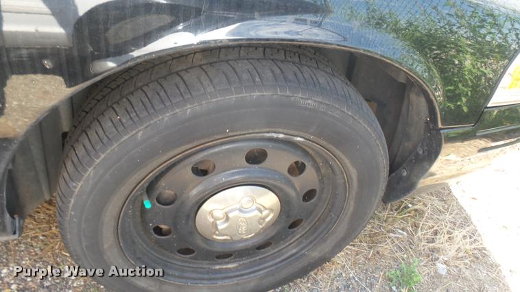 image for item DB3396 2011 Ford Crown Victoria Police Interceptor