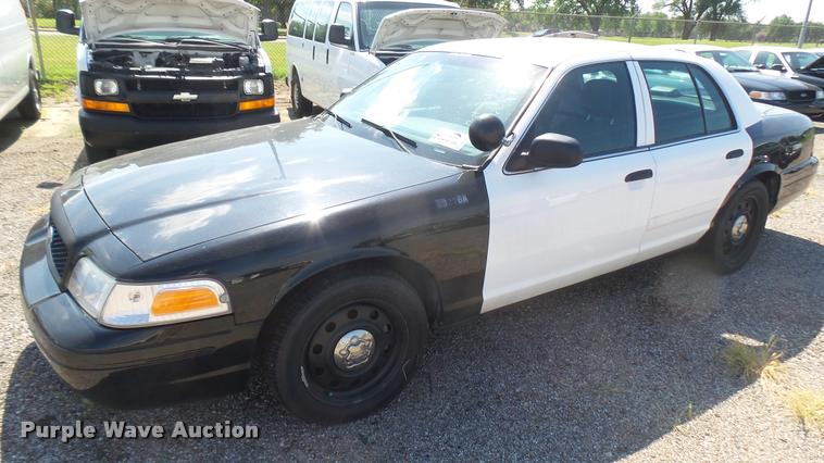 image for item DB3397 2010 Ford Crown Victoria Police Interceptor