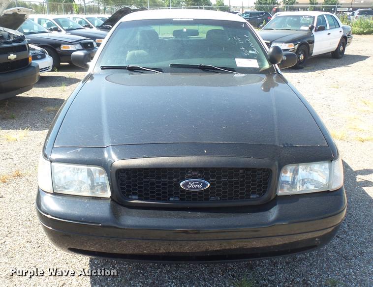 image for item DB3397 2010 Ford Crown Victoria Police Interceptor