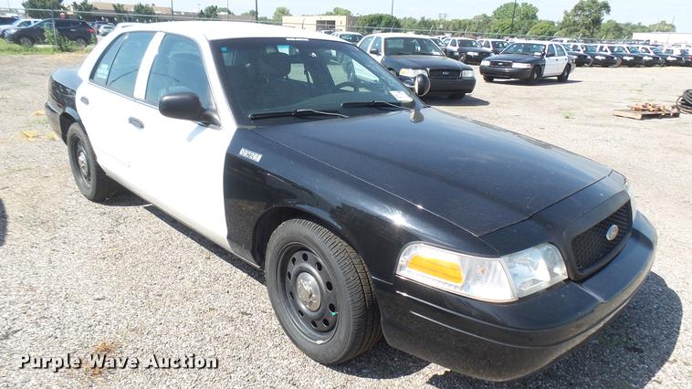 image for item DB3397 2010 Ford Crown Victoria Police Interceptor