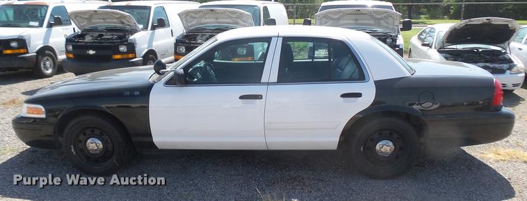 image for item DB3397 2010 Ford Crown Victoria Police Interceptor