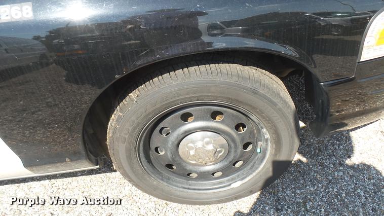 image for item DB3397 2010 Ford Crown Victoria Police Interceptor