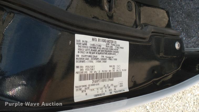 image for item DB3398 2009 Ford Crown Victoria Police Interceptor