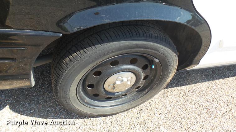 image for item DB3398 2009 Ford Crown Victoria Police Interceptor