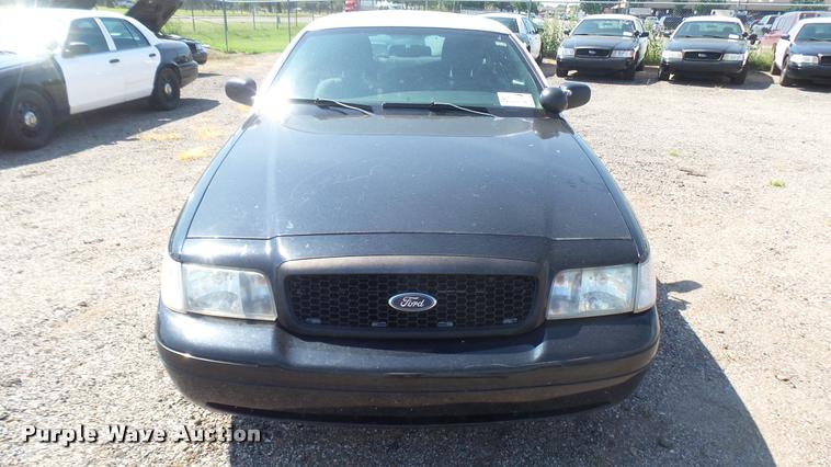 image for item DB3399 2011 Ford Crown Victoria Police Interceptor