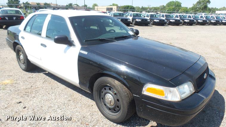 image for item DB3399 2011 Ford Crown Victoria Police Interceptor