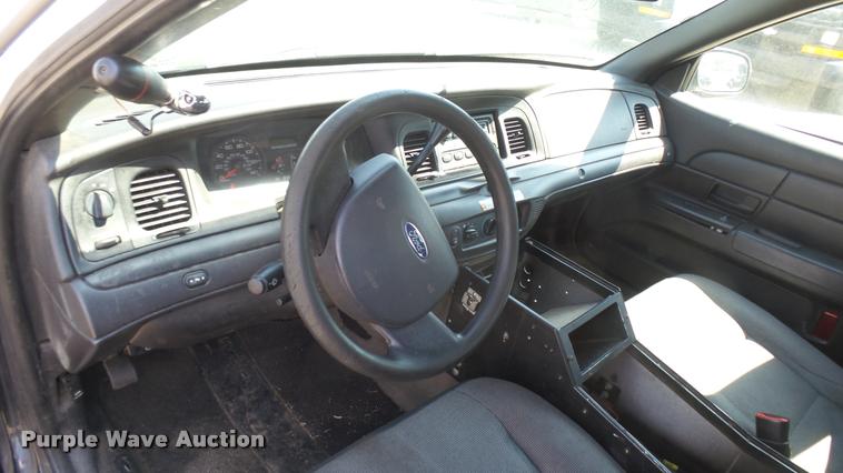 image for item DB3399 2011 Ford Crown Victoria Police Interceptor