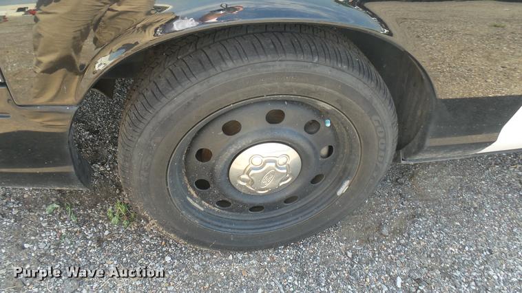 image for item DB3399 2011 Ford Crown Victoria Police Interceptor