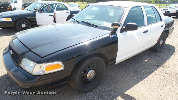 image for item DB3400 2011 Ford Crown Victoria Police Interceptor