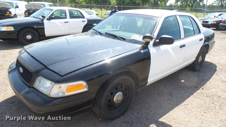 image for item DB3400 2011 Ford Crown Victoria Police Interceptor