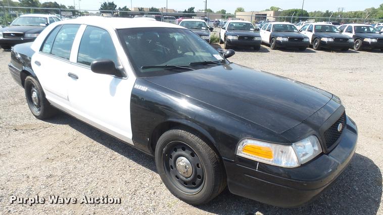 image for item DB3400 2011 Ford Crown Victoria Police Interceptor