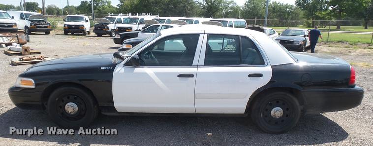 image for item DB3400 2011 Ford Crown Victoria Police Interceptor