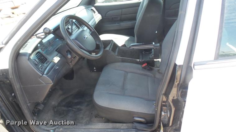 image for item DB3400 2011 Ford Crown Victoria Police Interceptor