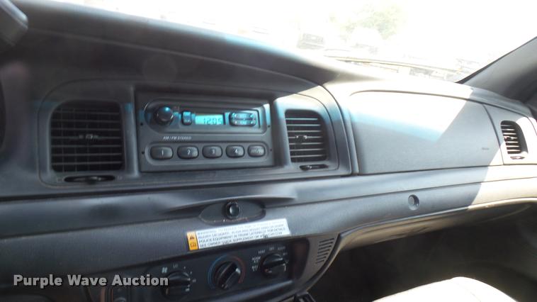 image for item DB3400 2011 Ford Crown Victoria Police Interceptor