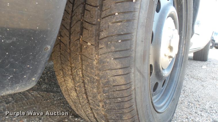 image for item DB3400 2011 Ford Crown Victoria Police Interceptor