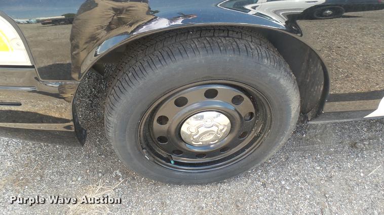 image for item DB3401 2009 Ford Crown Victoria Police Interceptor