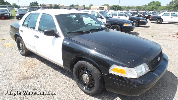image for item DB3402 2010 Ford Crown Victoria Police Interceptor