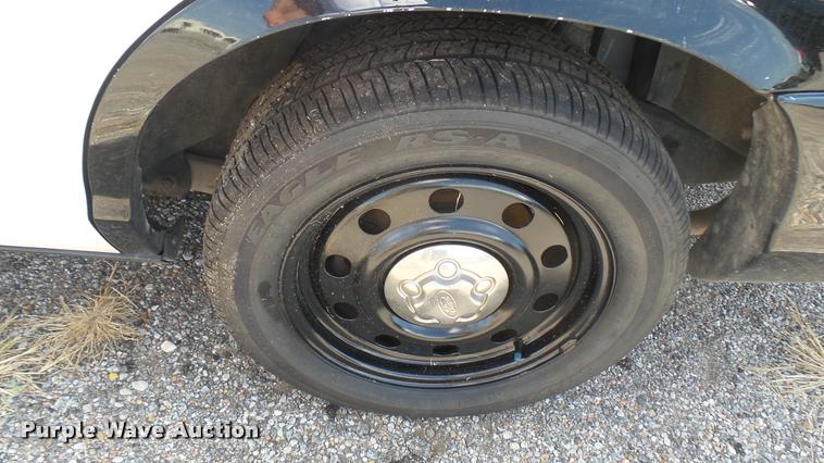 image for item DB3402 2010 Ford Crown Victoria Police Interceptor